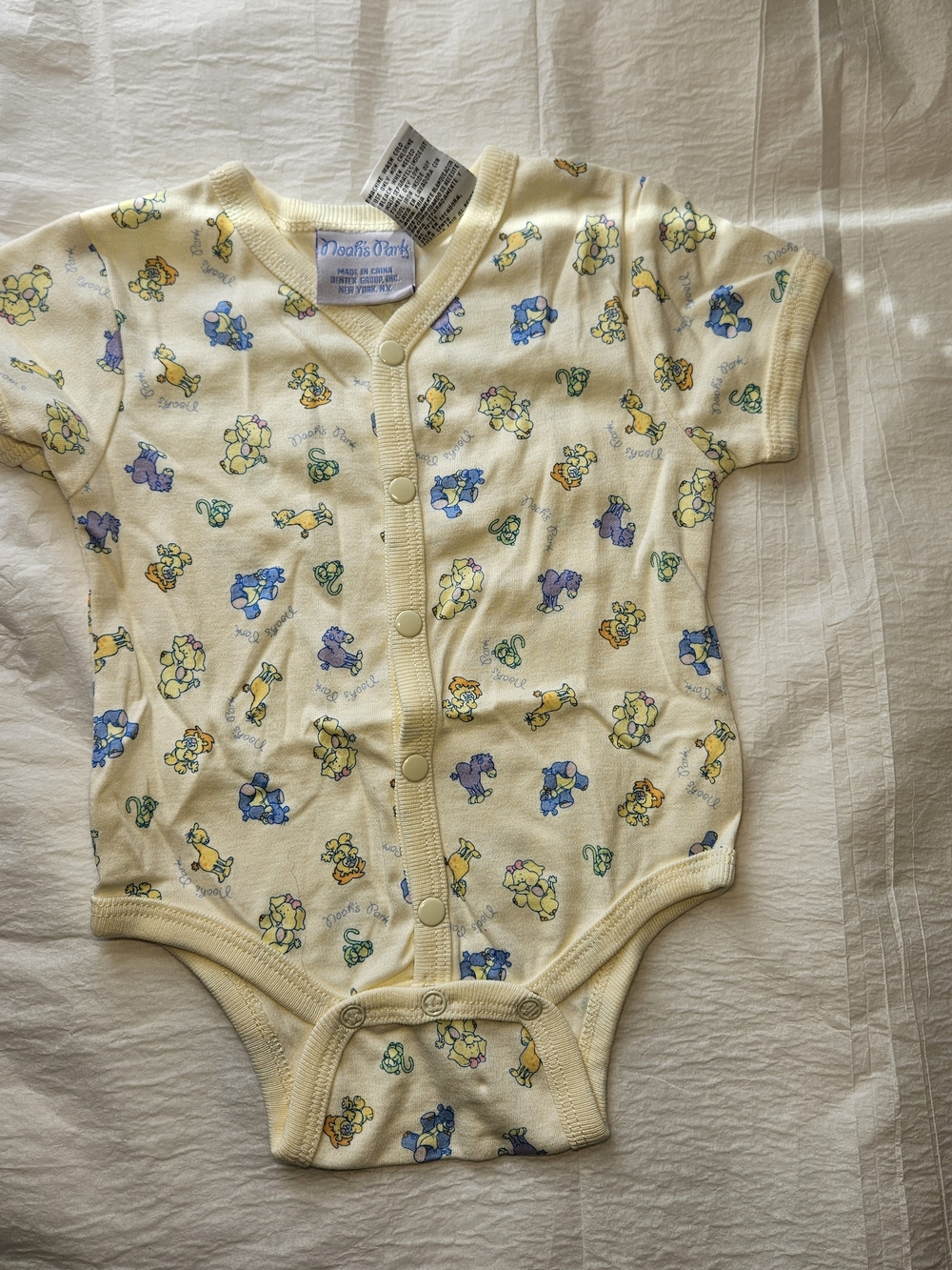 Plush Character Print Yellow Baby One-Piece Bodysuit